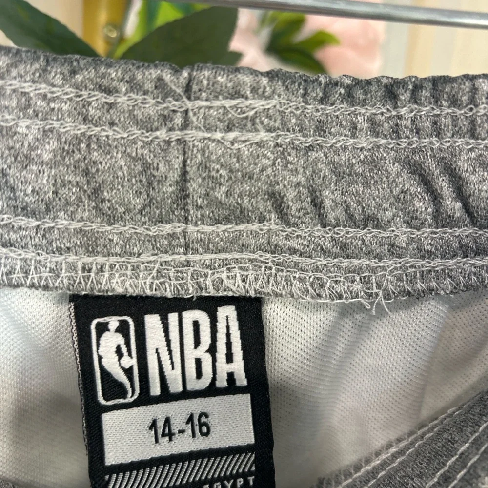 NBA Youth Jogger Sweatpants Size 14-16 Gray Athletic Pants Basketball